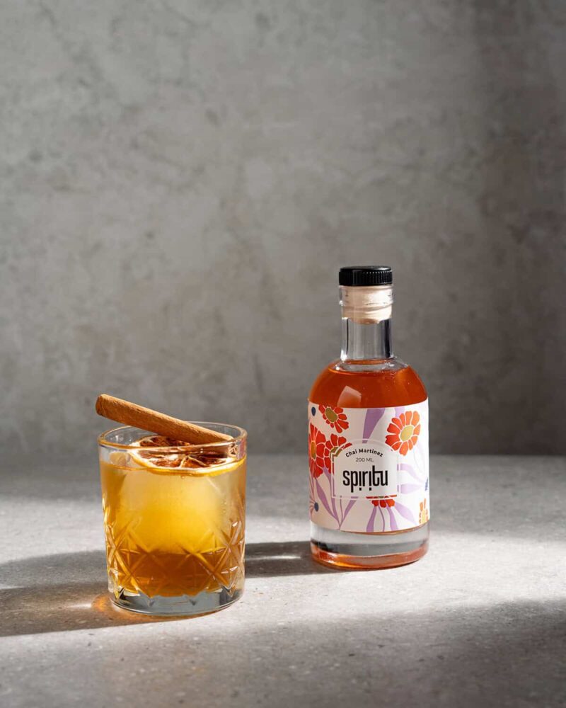 קוקטייל אלכוהולי מתובל לימים קרים - Chai Martinez